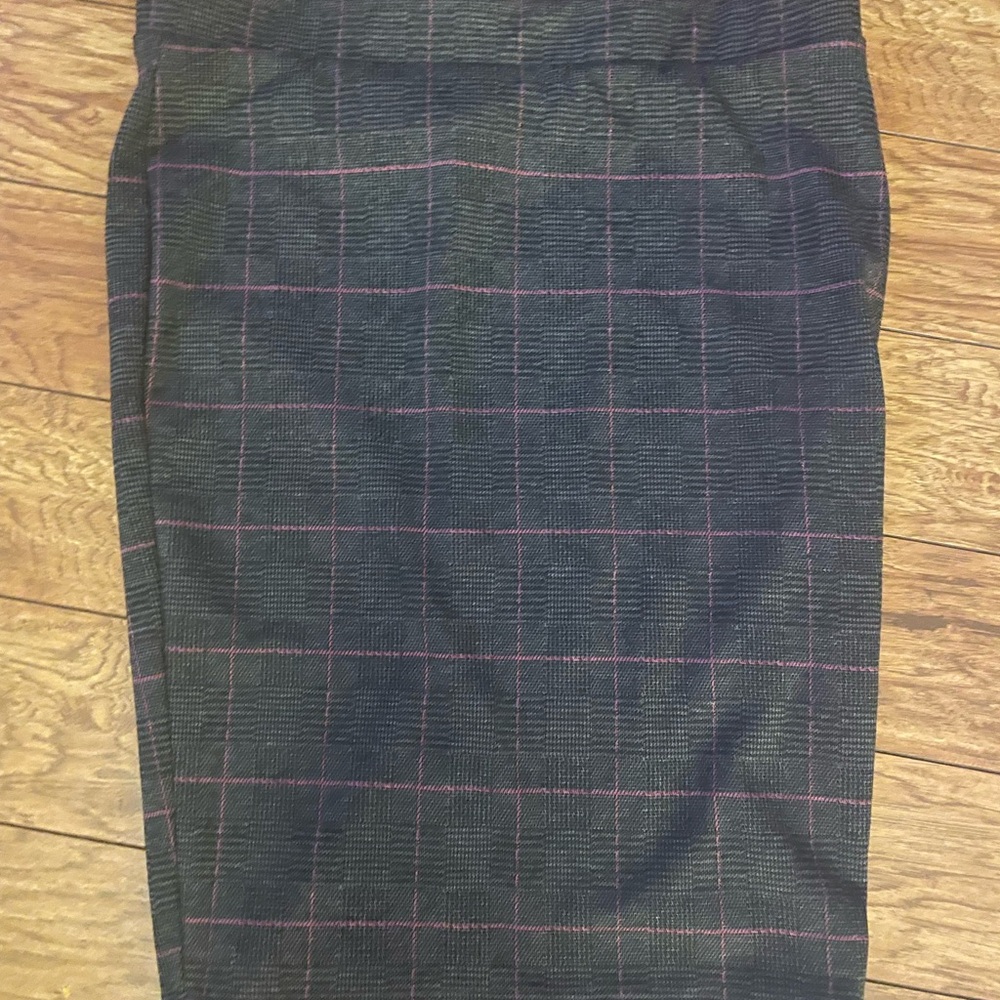 Torrid Black and Pink Checkered Pencil Skirt
